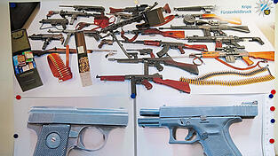 Diese Waffen hat die Polizei im Starnberger Mordfall sichergestellt. Diese Waffen hat die Polizei im Starnberger Mordfall sichergestellt.