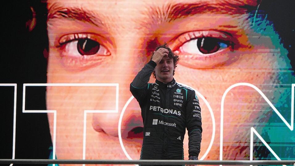 Kimi Antonelli rast in China zu seinem ersten Grand-Prix-Erfolg in der Formel 1.