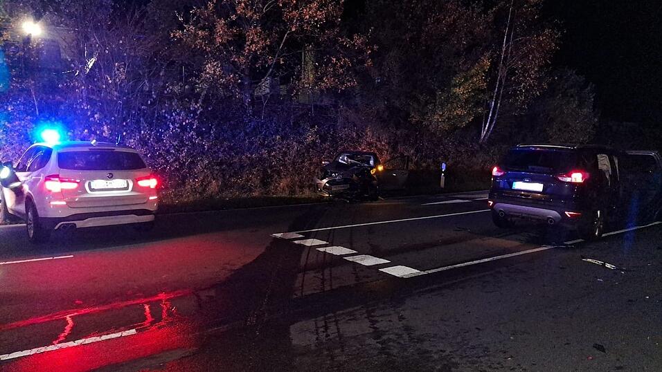 Im Landkreis Regen hat sich am Mittwochmorgen ein Unfall ereignet. Im Landkreis Regen hat sich am Mittwochmorgen ein Unfall ereignet.