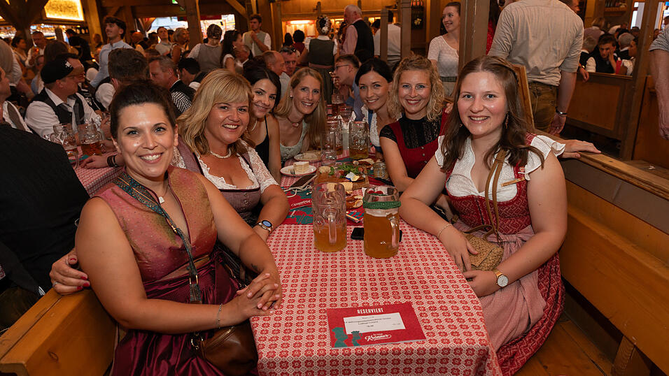 Die Partybilder vom Samstag, 17. August, aus dem Festzelt Kr&ouml;nner.