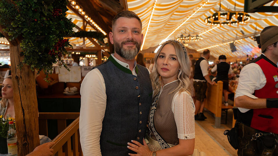 Die Partybilder vom Samstag, 12. August 2023, aus dem Festzelt Nothaft. Die Partybilder vom Samstag, 12. August 2023, aus dem Festzelt Nothaft.