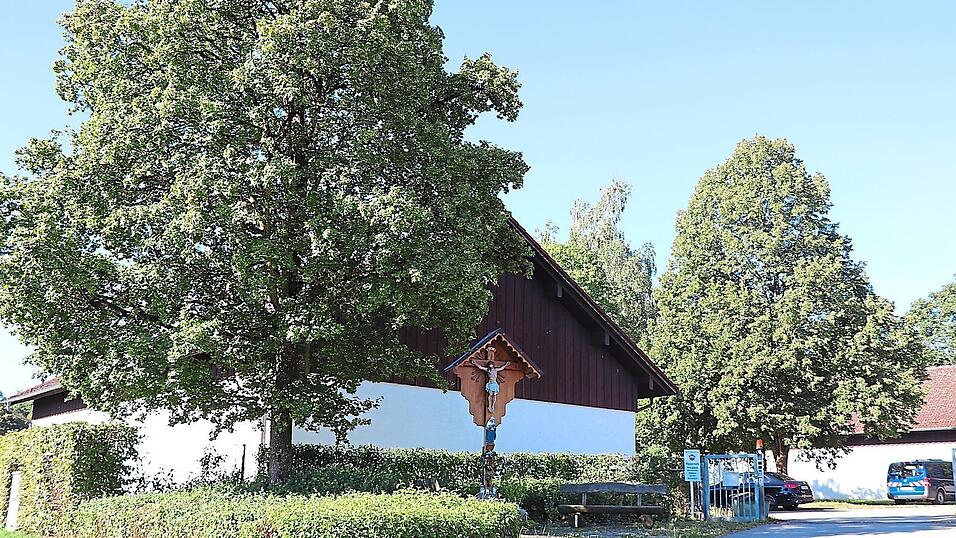 Idyllisch außerhalb des Stadtzentrums liegt das Wasserwerk Moosburg. Für das kommende Jahr stehen umfangreiche Sanierungsarbeiten an. Idyllisch außerhalb des Stadtzentrums liegt das Wasserwerk Moosburg. Für das kommende Jahr stehen umfangreiche Sanierungsarbeiten an.