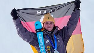 Olympia-Silber in der Abfahrt: Deutschlands Ski-Juwel Emma Aicher.