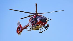 Nach beiden Unf&auml;llen waren Rettungshubschrauber im Einsatz. (Symbolbild)