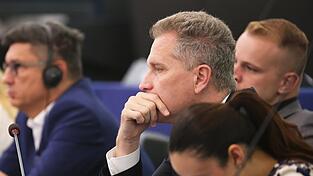 Gegen AfD-Politiker Petr Bystron laufen Ermittlungen. (Archivbild)