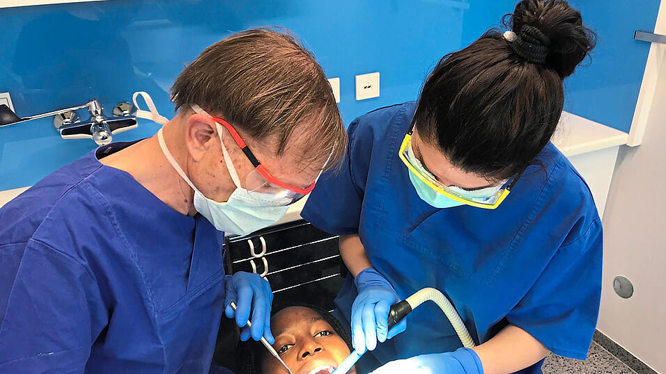 Behandlungstermine beim Zahnarzt können in den meisten Fällen gehalten werden. Behandlungstermine beim Zahnarzt können in den meisten Fällen gehalten werden.