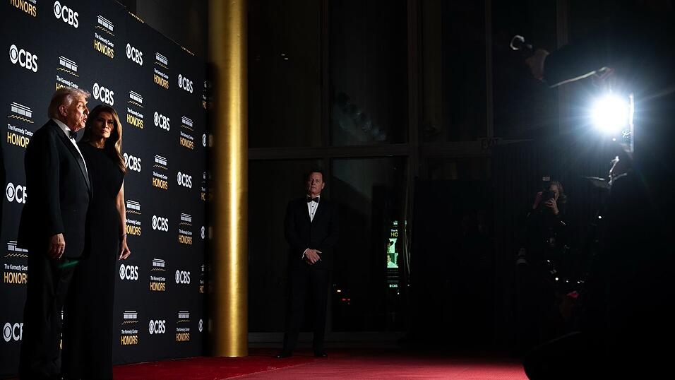 Trump hat in diesem Jahr einen Auftritt im Kennedy Center, der für einen US-Präsidenten ungewöhnlich ist. Trump hat in diesem Jahr einen Auftritt im Kennedy Center, der für einen US-Präsidenten ungewöhnlich ist.