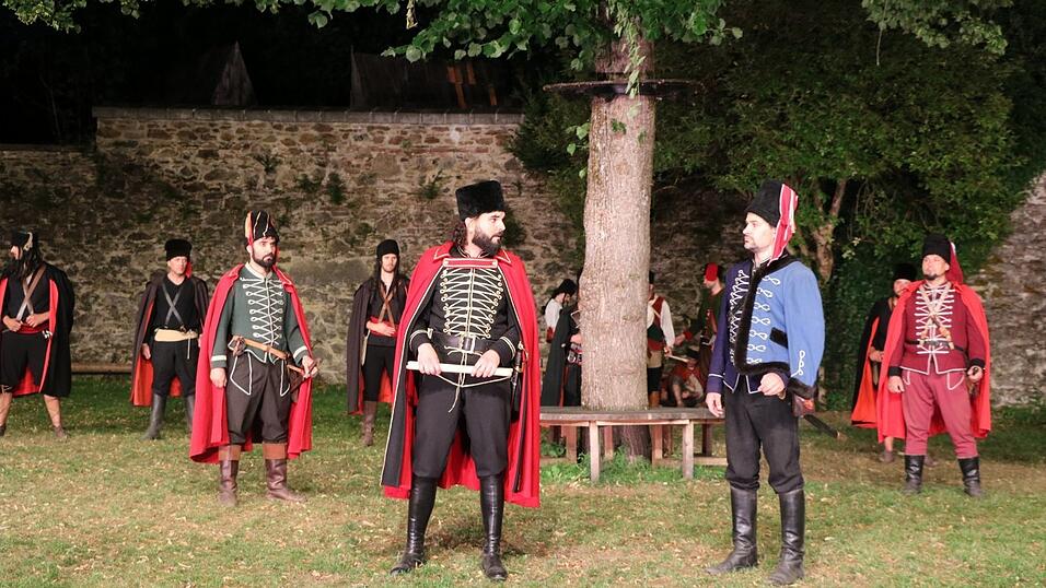 Für die Neuausrichtung des Festspiels erhält der Verein der Trenckfestspiele Waldmünchen eine Förderung von 79.500 Euro vom Freisstaat Bayern Für die Neuausrichtung des Festspiels erhält der Verein der Trenckfestspiele Waldmünchen eine Förderung von 79.500 Euro vom Freisstaat Bayern
