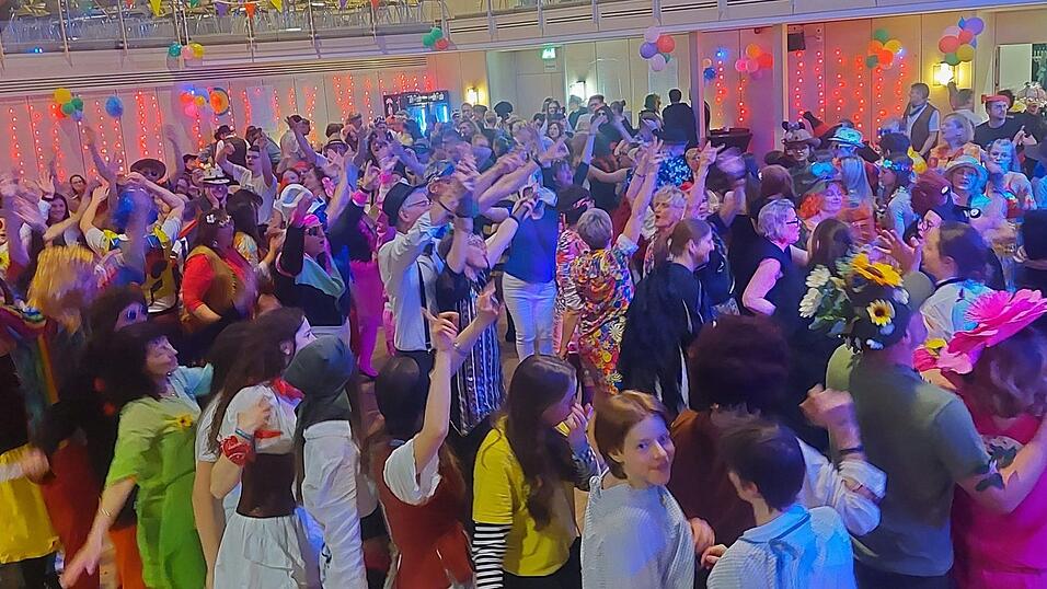 Es wurde zur Musik von 'Prime Time' ausgelassen getanzt.