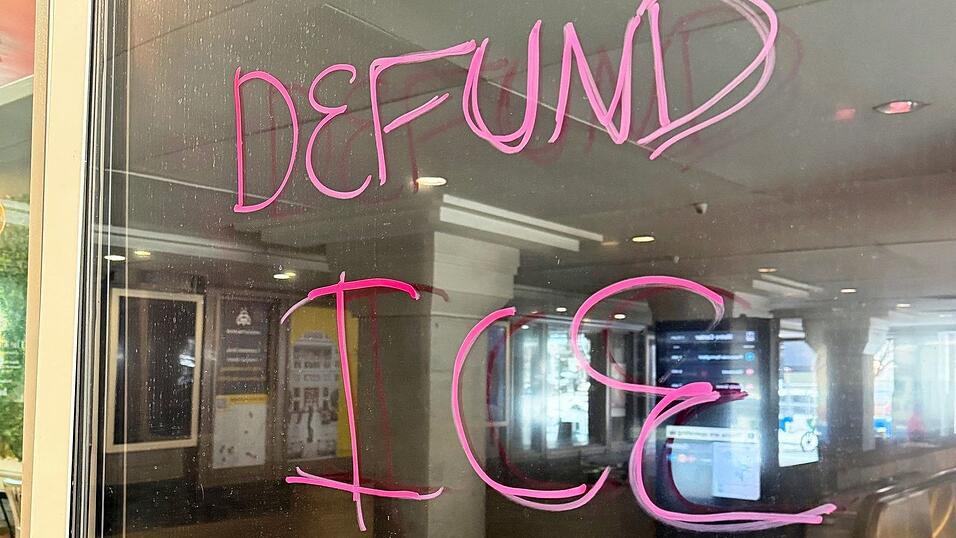 Die Demokraten pochen auf strengere Regeln bei ICE-Eins&auml;tzen. (Archivbild)