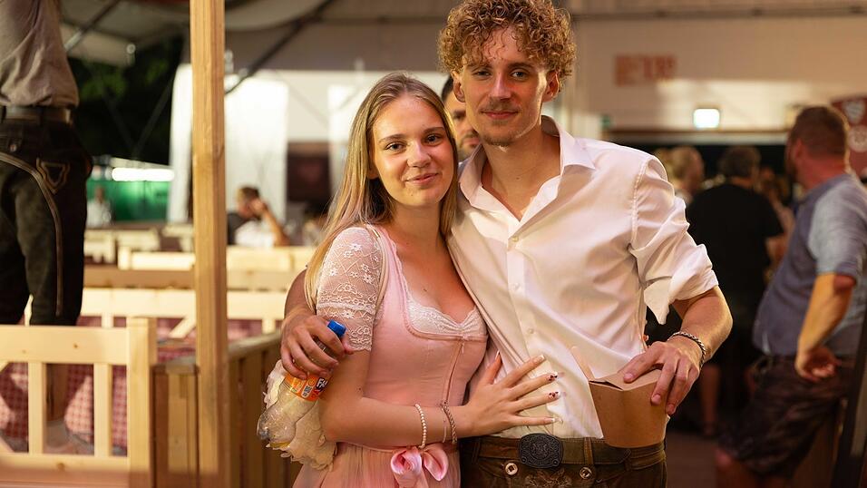 Die Partybilder vom Samstag, 8. August, aus dem Festzelt Greindl. Die Partybilder vom Samstag, 8. August, aus dem Festzelt Greindl.