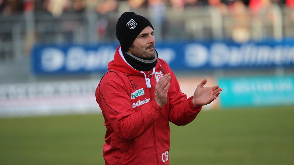 Der SSV Jahn Regensburg hat auch das Heimspiel gegen die Stuttgarter Kickers verloren. (Foto: Fabian Ro&szlig;mann)
