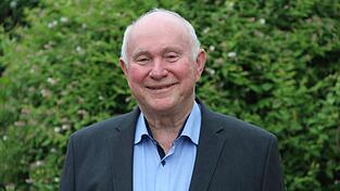Altlandrat Heinrich Trapp wird am Sonntag 75 Jahre alt. Sein Amt als Landrat hat er nach einer kurzen Umgew&ouml;hnungsphase gut loslassen k&ouml;nnen, sagt der Griesbacher.