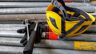 74 Menschen sind im vergangenen Jahr auf deutschen Baustellen gestorben. (Symbolbild)