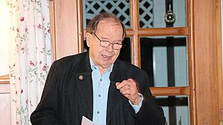 Oberst a. D. Hillrich von der Felsen sprach in der Jahreshauptversammlung der KSK Mauern über die sicherheitspolitische Lage. Oberst a. D. Hillrich von der Felsen sprach in der Jahreshauptversammlung der KSK Mauern über die sicherheitspolitische Lage.