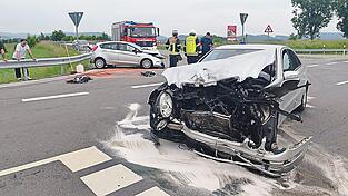 An beiden Fahrzeugen entstand wirtschaftlicher Totalschaden.