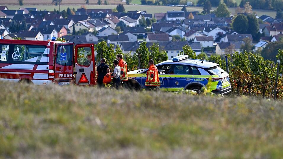 Feuerwehr, Polizei und Rettungsdienst waren mit vielen Kräften im Einsatz. Feuerwehr, Polizei und Rettungsdienst waren mit vielen Kräften im Einsatz.