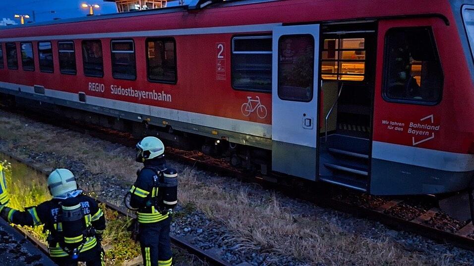 Am Donnerstagabend kam es zu einem Großaufgebot von Einsatzkräften am Straubinger Bahnhof.