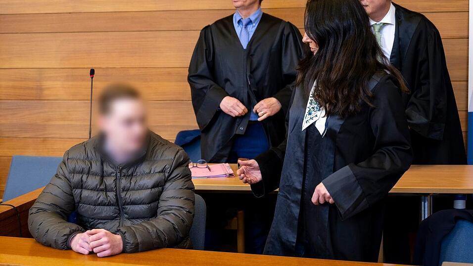 Der Angeklagte war in Traunstein zunächst wegen Mordes zu neun Jahren Jugendstrafe verurteilt worden. (Archivbild)