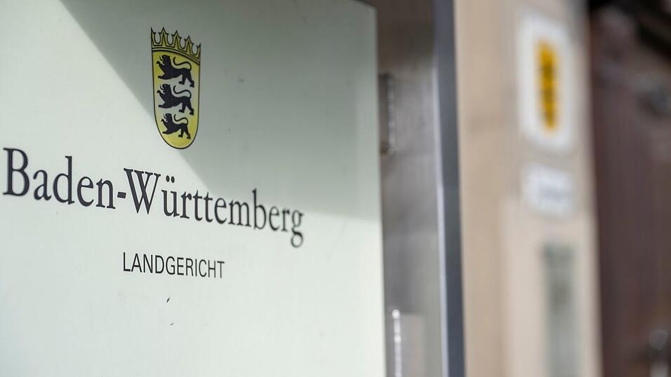 Vor dem Landgericht Ellwangen wird ein schwerer Fall des sexuellen Missbrauchs von Kindern verhandelt. (Archivfoto) Vor dem Landgericht Ellwangen wird ein schwerer Fall des sexuellen Missbrauchs von Kindern verhandelt. (Archivfoto)