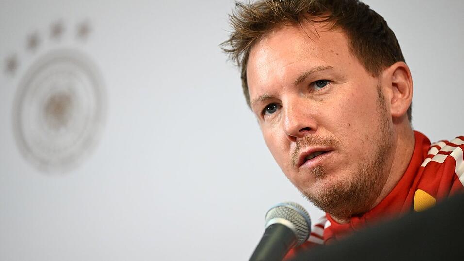 Musste Lennart Karl trösten: Bundestrainer Julian Nagelsmann Musste Lennart Karl trösten: Bundestrainer Julian Nagelsmann