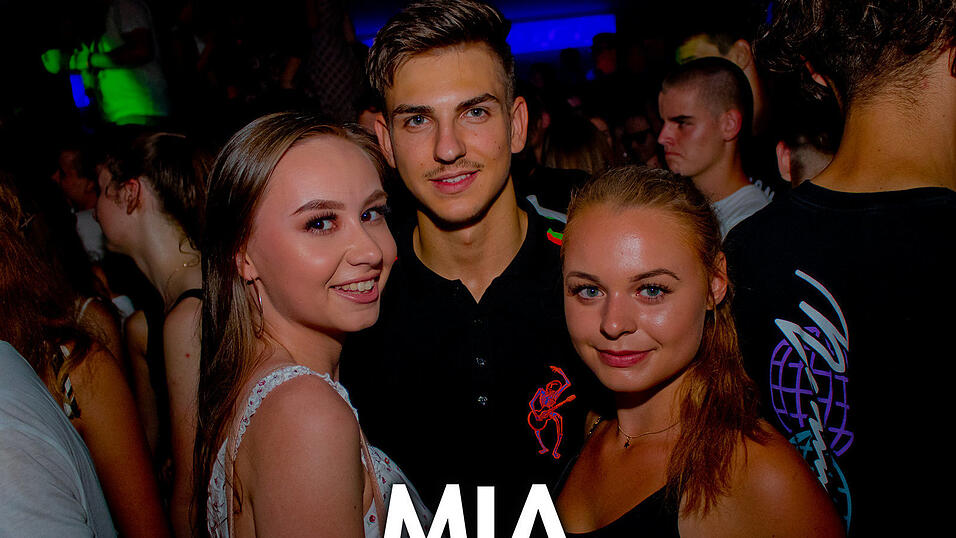Beste Stimmung auf der Oberstufenparty im Mia Nightclub in Cham. Beste Stimmung auf der Oberstufenparty im Mia Nightclub in Cham.
