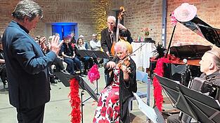 Manfred Manhard (v. l.), Bernhard Seidel, Ilona Cudek, und Enrique Ugarte) sorgten f&uuml;r einen unvergesslichen Konzertabend.