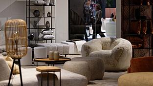 W&auml;hrend der Corona-Pandemie kauften viele Menschen M&ouml;bel, jetzt ist der Bedarf vielfach erst einmal gedeckt. (Archivbild)