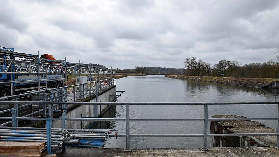 Die Uferw&auml;nde vom Mittlere-Isar-Kanal im Bereich Hofham werden ab dem 16. M&auml;rz saniert.