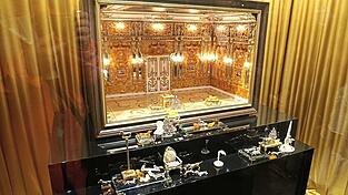 Das Bernsteinzimmer im Miniaturformat steht nun im Dackelmuseum.