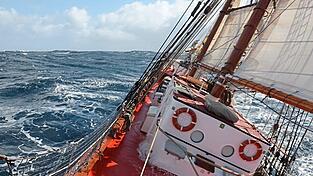 Es wird ungem&uuml;tlich auf dem Atlantik.