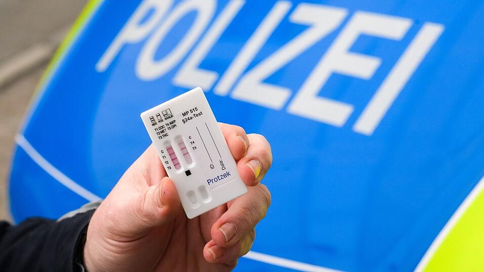 Drogentests der Polizei können derzeit nur nachweisen, ob jemand Cannabis konsumiert hat. (Symbolbild)