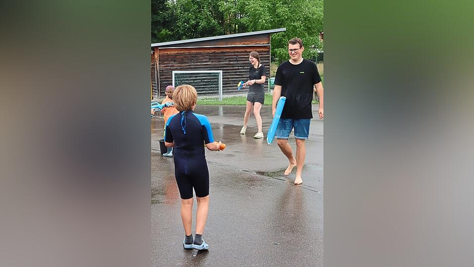 Wegen gro&szlig;er Nachfrage gibt&rsquo;s die &bdquo;Wasserschlacht&ldquo; heuer dreimal.