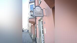 Seit 3. Februar gibt es 'Uhrdieter' an der Schlachthausgasse 5 im Altstadtviertel.