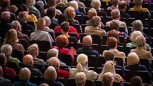 Destatis zufolge wächst die Zahl der 67-Jährigen und Älteren bis 2038 weiter. (Symbolbild)