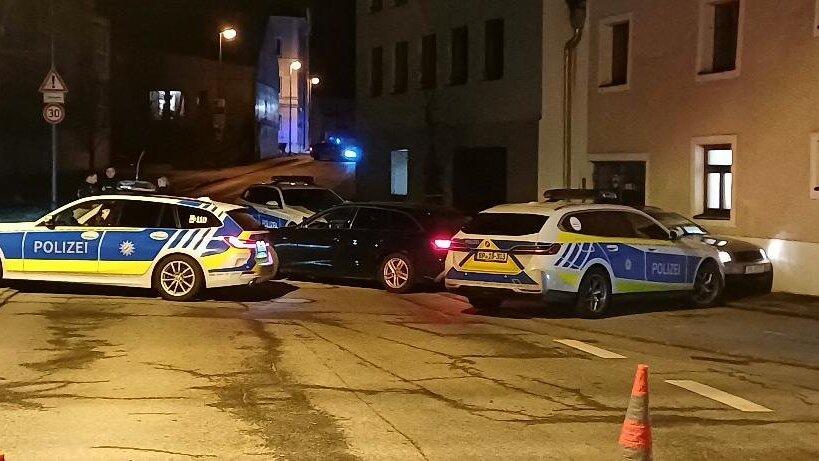 Die Polizei konnte den Autofahrer stoppen. Die Polizei konnte den Autofahrer stoppen.