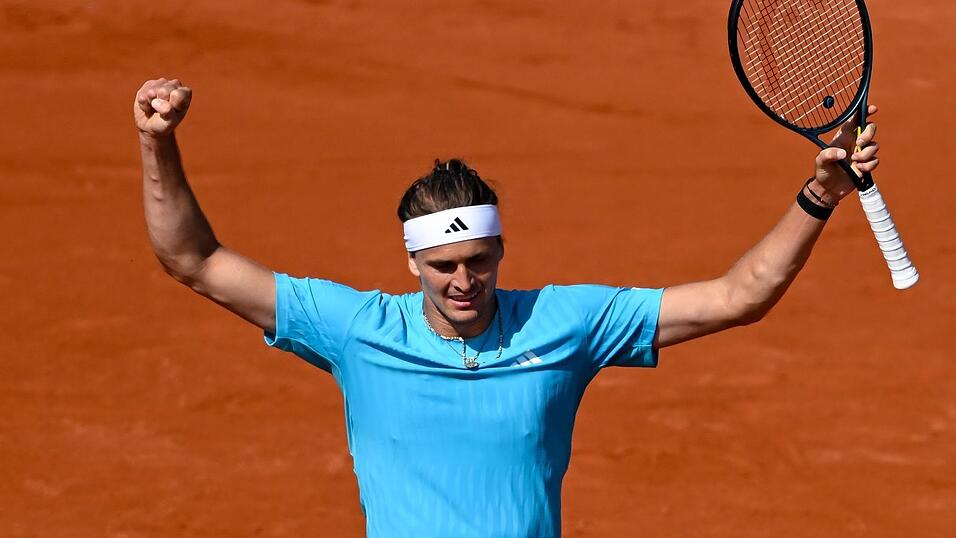 Alexander Zverev jubelt &uuml;ber seinen Sieg gegen Francisco Cerundolo.