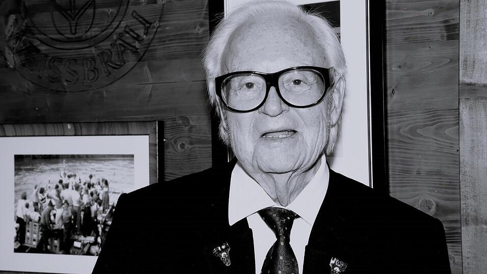 Werner Brombach, der Inhaber des Erdinger Wei&szlig;br&auml;u ist tot. Er verstarb am Samstag im Alter von 86 Jahren.