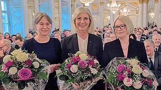 Präsidentin Doris Nückel (von links), Staatsministerin Ulrike Scharf und Präsidentin Astrid Vincenc. Präsidentin Doris Nückel (von links), Staatsministerin Ulrike Scharf und Präsidentin Astrid Vincenc.
