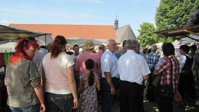 Impressionen vom Quermarkt 2015 in Michelsneukirchen. (Foto: Marion Schmid)