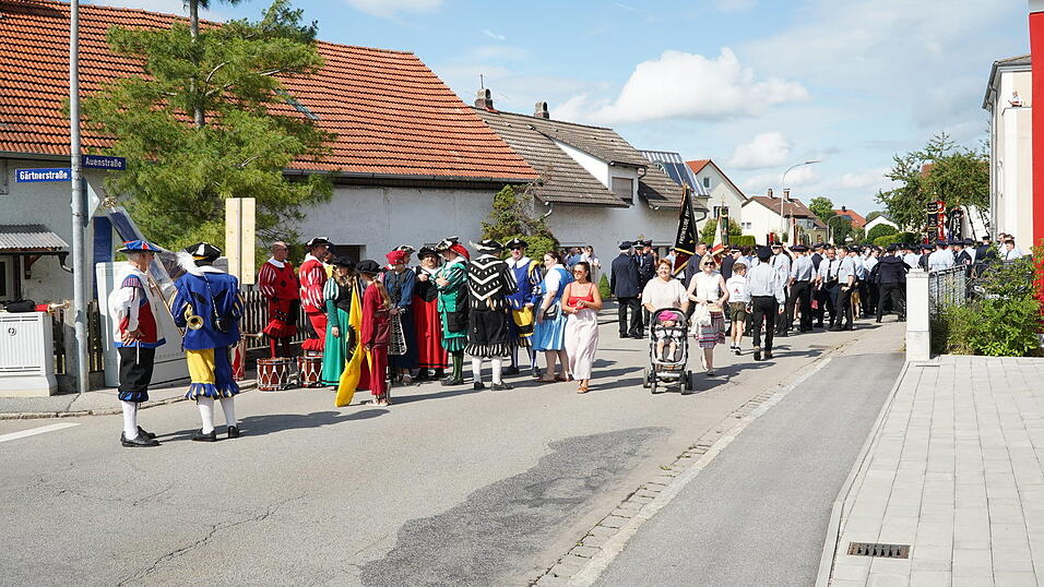 Am Freitag startete das Landauer Volksfest.