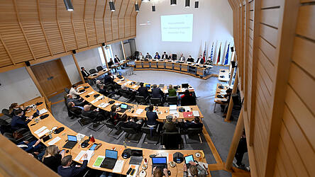 Die Wahlperiode des amtierenden Stadtrats endet am 30. April. Die konstituierende Sitzung des neugew&auml;hlten Stadtrats findet am 8. Mai statt.