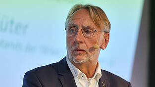 Der &bdquo;urspr&uuml;ngliche Blindflug&ldquo; sei abgewendet worden, sagt Bernd Lange, der Vorsitzende des Handelsausschusses im Europ&auml;ischen Parlament. (Archiv)