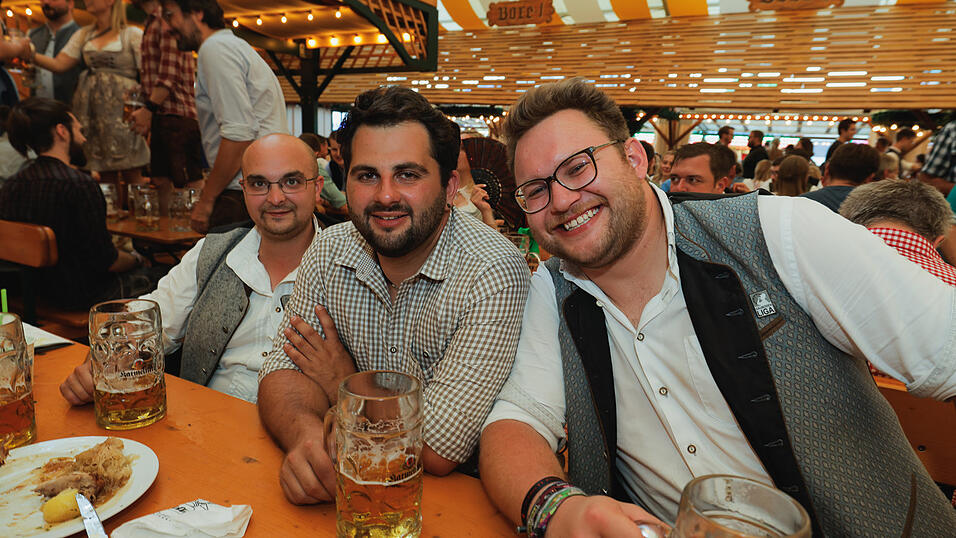Die Partybilder vom Samstag, 10. August 2024, aus dem Festzelt Nothaft. Die Partybilder vom Samstag, 10. August 2024, aus dem Festzelt Nothaft.