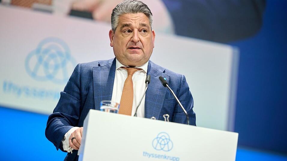 Thyssenkrupp-Chef López wirbt bei den Aktionärinnen und Aktionären für die neue Unternehmensstrategie «Aces 2030». Thyssenkrupp-Chef López wirbt bei den Aktionärinnen und Aktionären für die neue Unternehmensstrategie «Aces 2030».