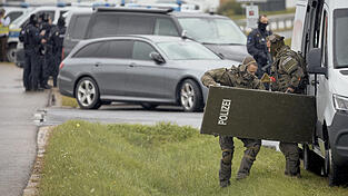 In Berngau im Landkreis Neumarkt in der Oberpfalz l&auml;uft ein gro&szlig;er Polizeieinsatz.