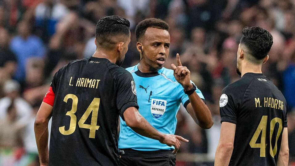 Der für die Fußball-WM vorgesehene Schiedsrichter Omar Artan durfte nicht in die USA einreisen. (Archivbild) Der für die Fußball-WM vorgesehene Schiedsrichter Omar Artan durfte nicht in die USA einreisen. (Archivbild)