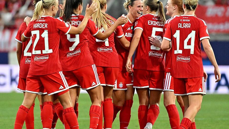 Klara Bühl (Mitte) glänzte beim Supercup in Ingolstadt. Klara Bühl (Mitte) glänzte beim Supercup in Ingolstadt.