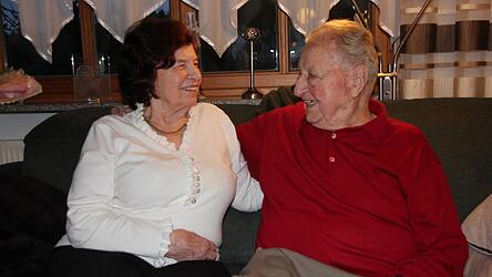 Fanny und Oskar H&ouml;cherl haben schon ein Rezept f&uuml;r eine lange Ehe: &bdquo;Lang leben&ldquo;, sei eine gute Basis, findet Oskar.