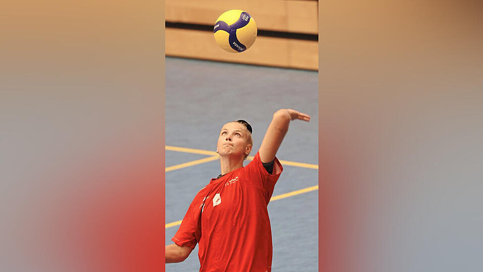 Voller Einsatz: Luisa Keller möchte mit den Roten Raben Vilsbiburg in der Bundesliga angreifen. Voller Einsatz: Luisa Keller möchte mit den Roten Raben Vilsbiburg in der Bundesliga angreifen.